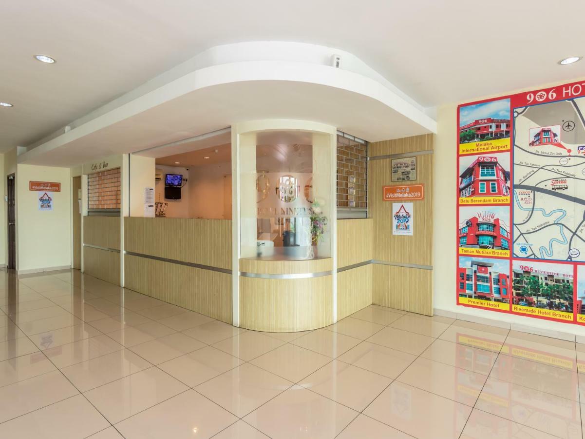Oyo 1158 906 Airport Hotell Malacca Exteriör bild