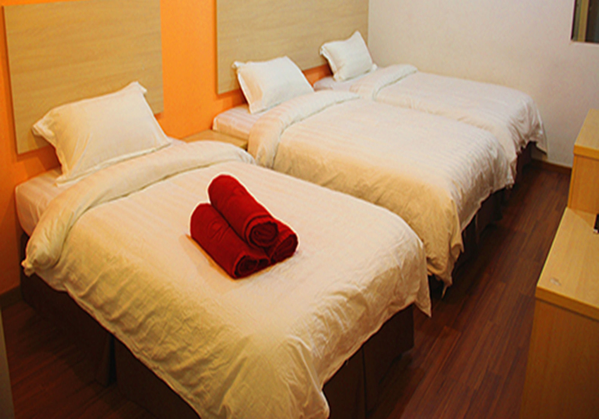 Oyo 1158 906 Airport Hotell Malacca Exteriör bild