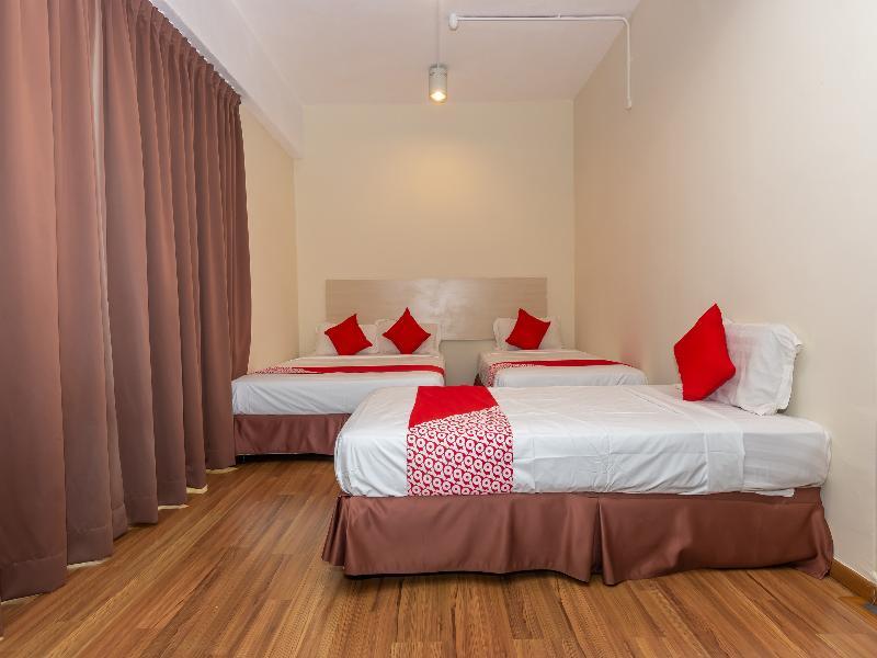 Oyo 1158 906 Airport Hotell Malacca Exteriör bild
